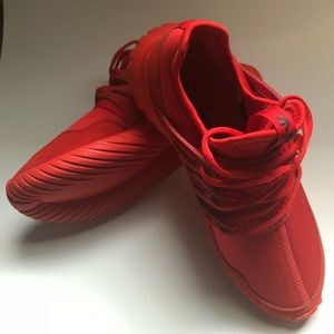 Adidas Tubular Radial